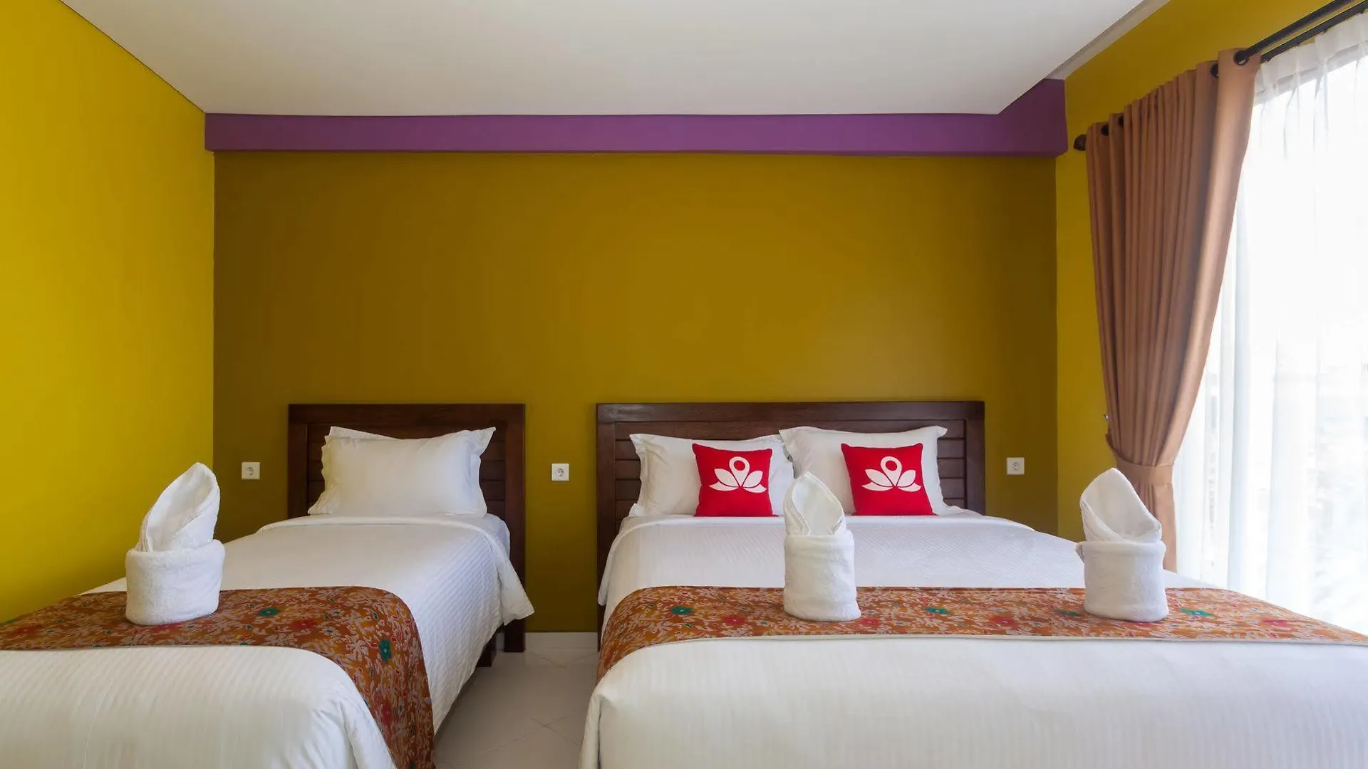 Zen Rooms Kuta Puri Demak Denpasar